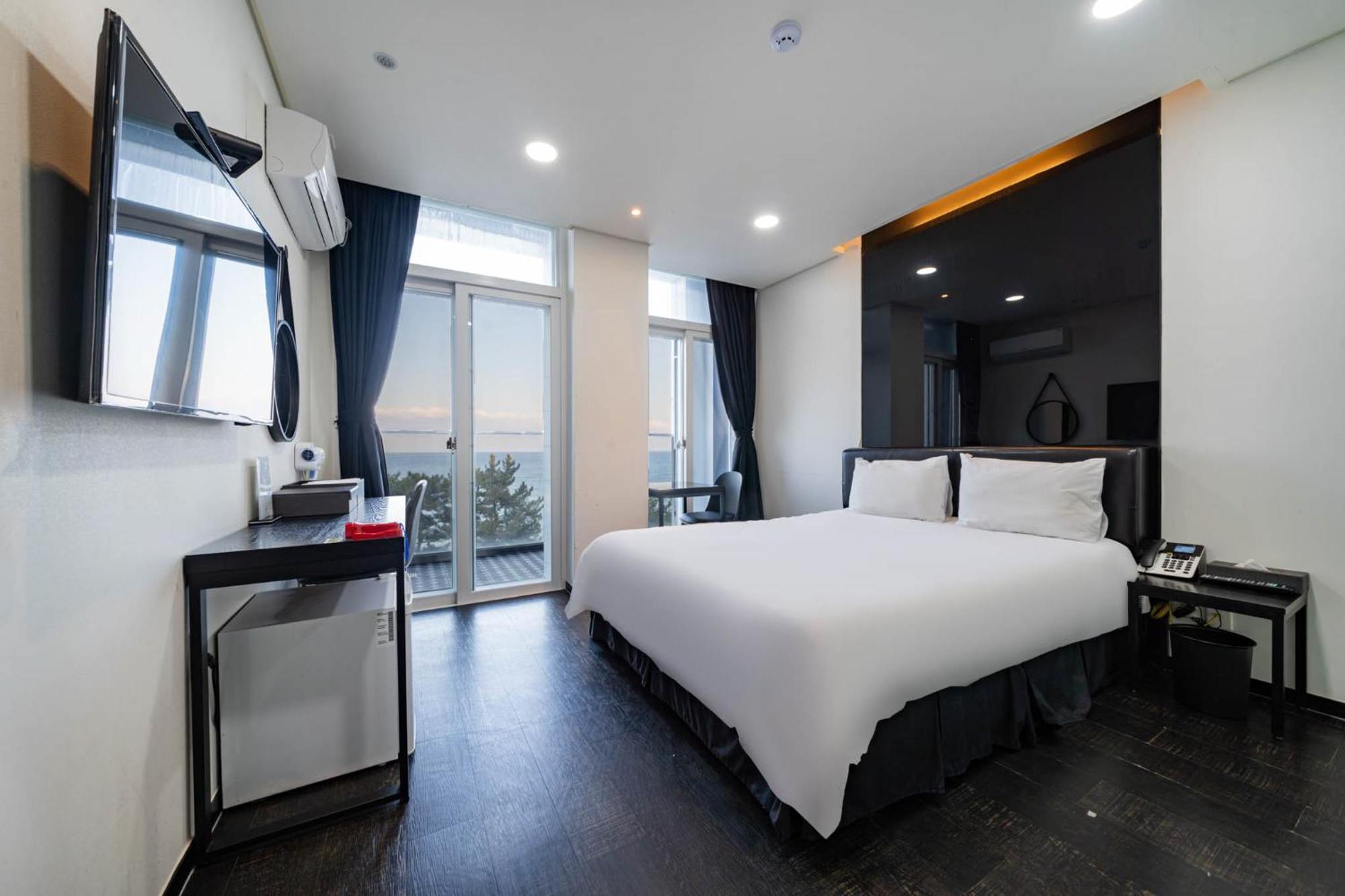 Gangneung Gyeongpodae Hotel Cube Eksteriør billede